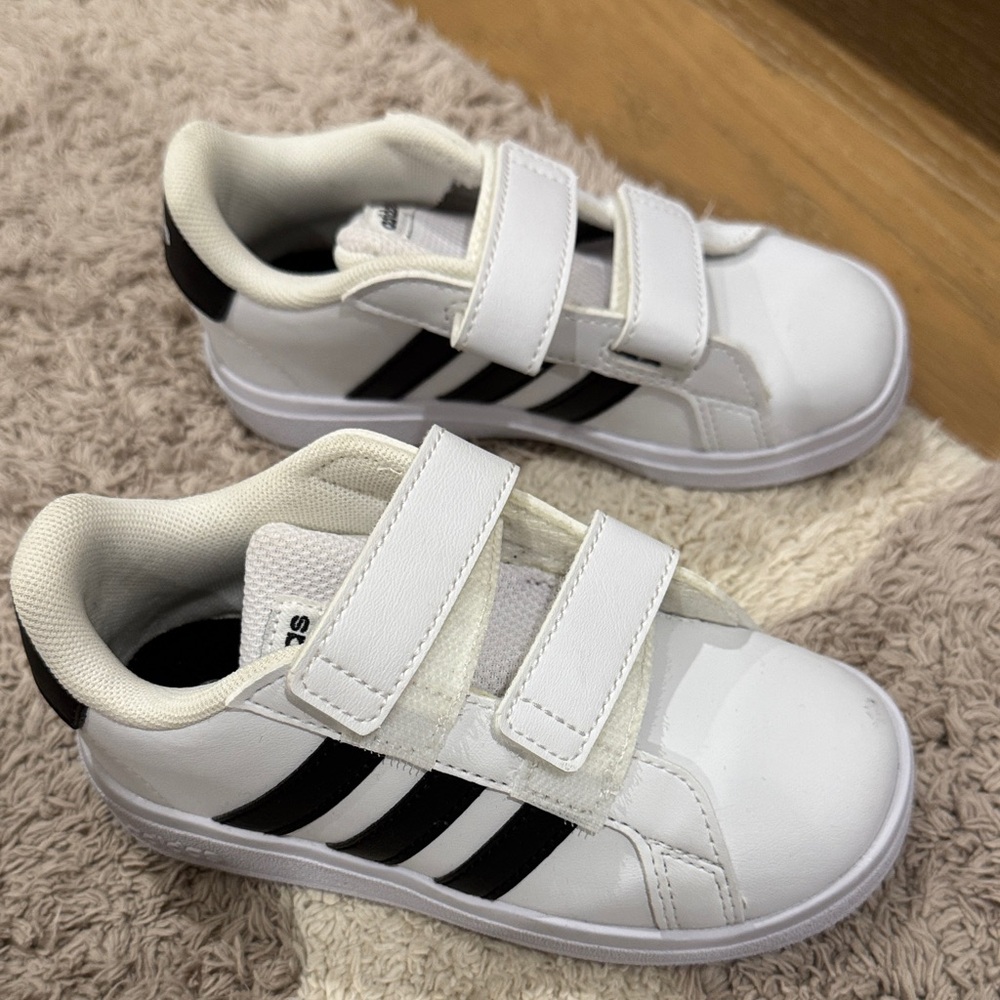 adidas Kids White and Black Velcro Sneakers